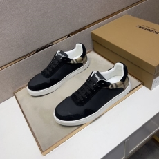 Burberry Low Shoes